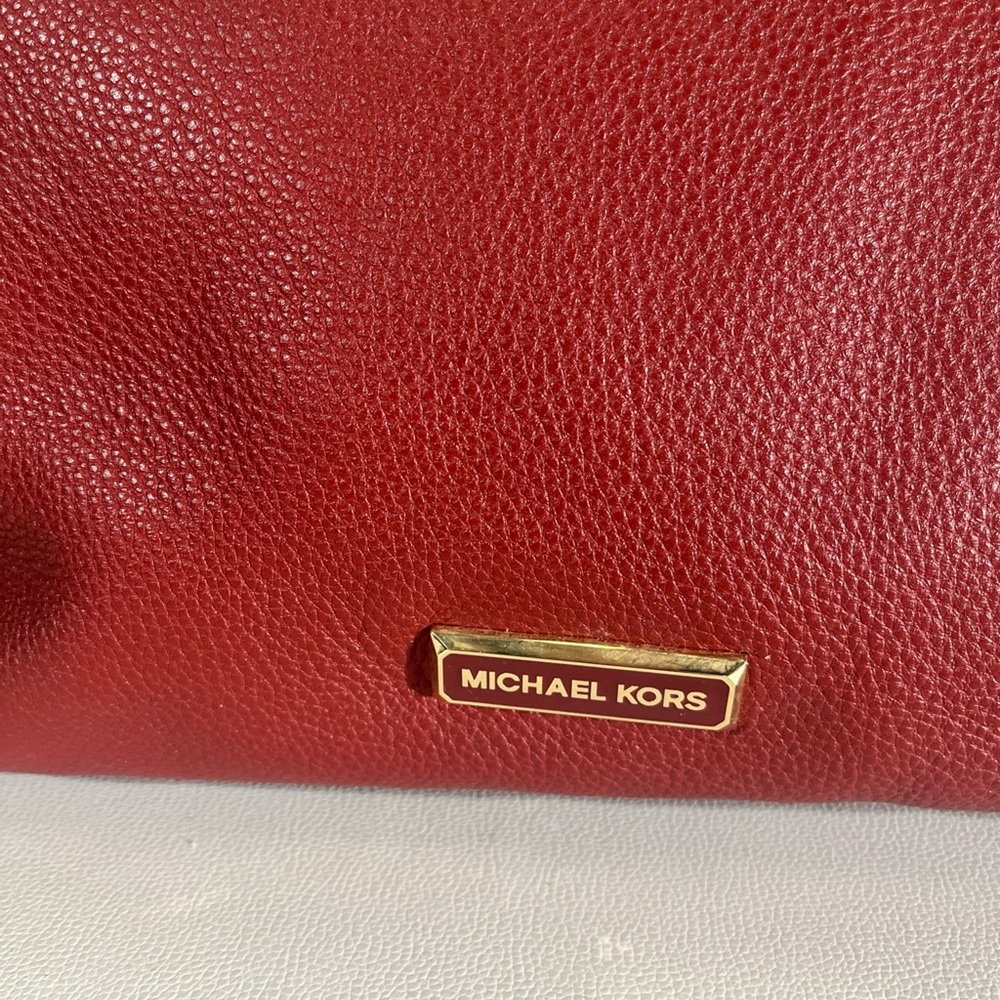 Michael Kors Lexington Brandy, Red Hobo Bag with Elegant Tassel - Picture 3 of 8